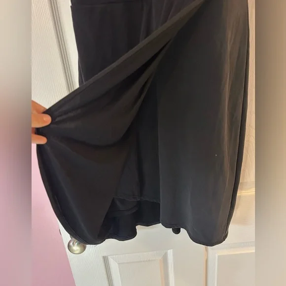 Express Wrap Dress Medium​ - Picture 4 of 4